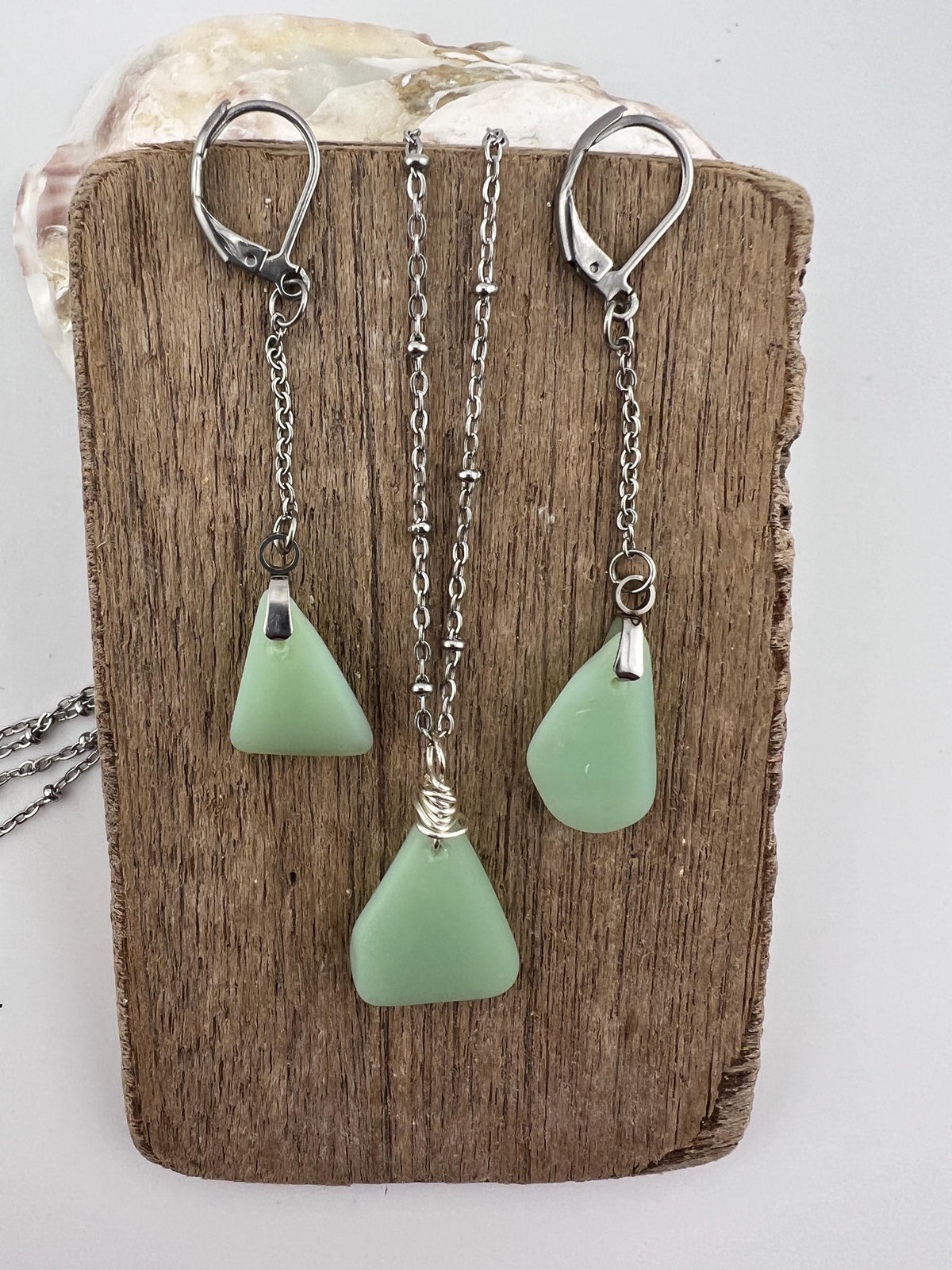 Rare Mint Milk Glass Sea Glass Jewelry Set: Vintage Necklace & Earrings