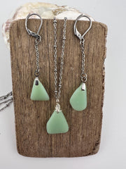 Rare Mint Milk Glass Sea Glass Jewelry Set: Vintage Necklace & Earrings