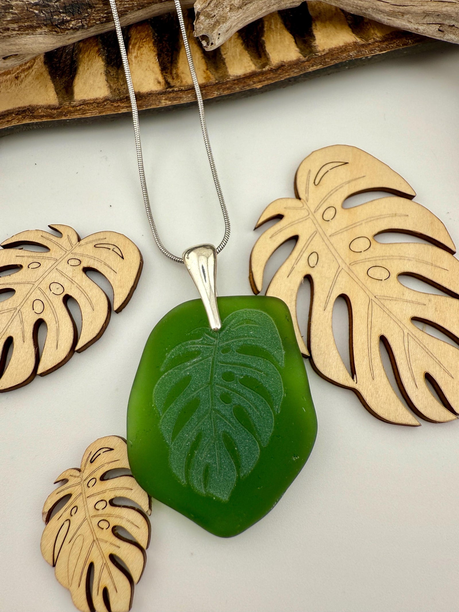 Laser-Engraved Monstera Leaf Sea Glass Pendant: Silver Necklace