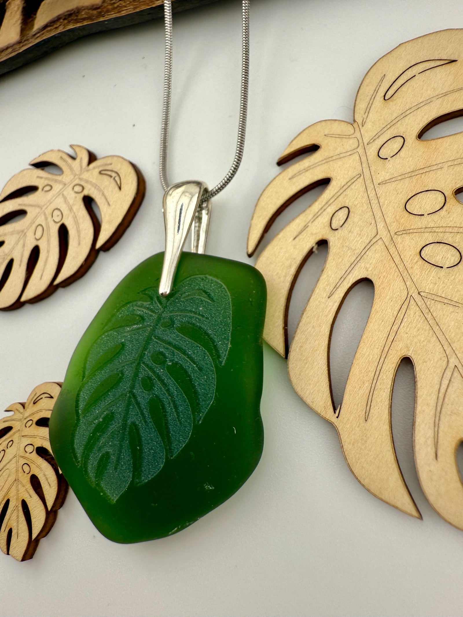 Laser-Engraved Monstera Leaf Sea Glass Pendant: Silver Necklace
