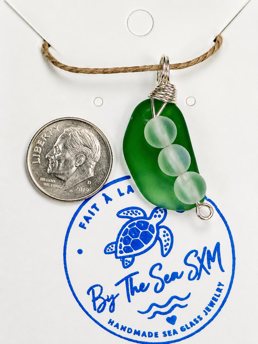 Sea Glass Peas in a Pod Necklace, Personalized 2 3 4 Pea Family Necklace, Pearl or Glass Beads, Mother Grandma Gift