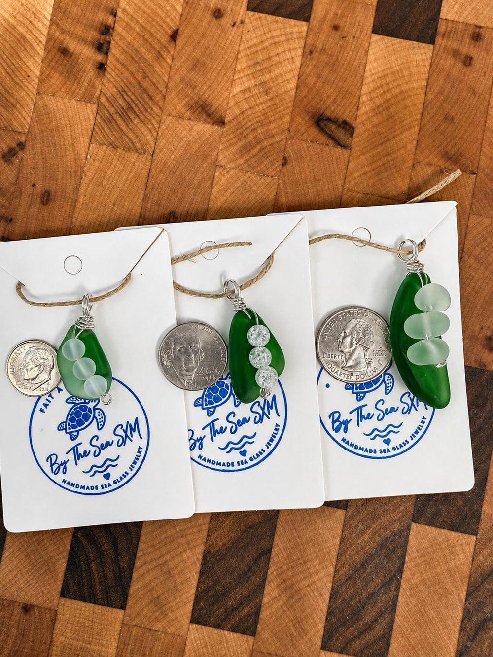 Sea Glass Peas in a Pod Necklace, Personalized 2 3 4 Pea Family Necklace, Pearl or Glass Beads, Mother Grandma Gift
